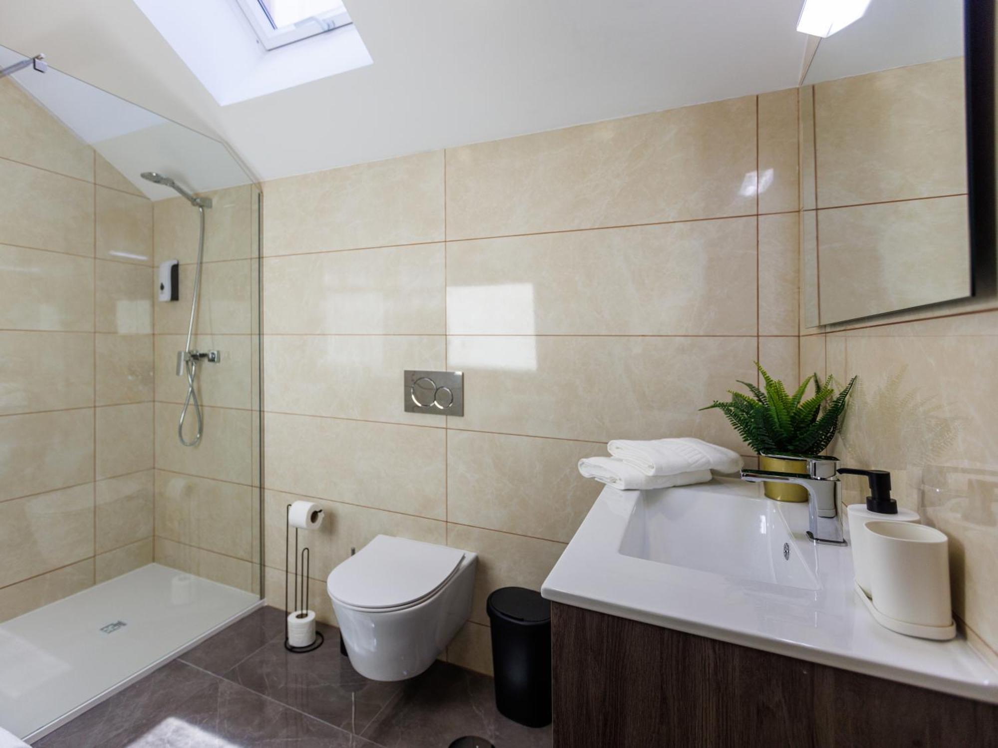 Live In Aveiro Rossio Apartment Luaran gambar