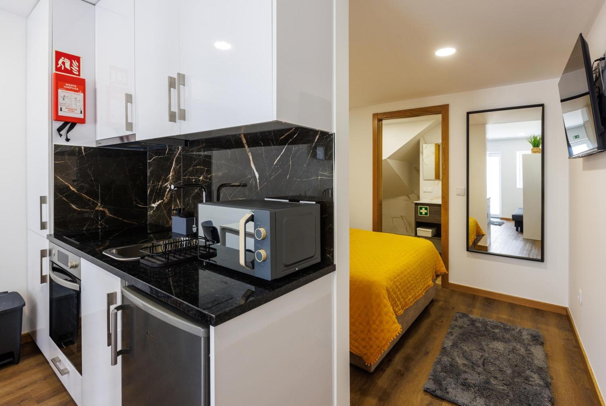 Live In Aveiro Rossio Apartment Luaran gambar